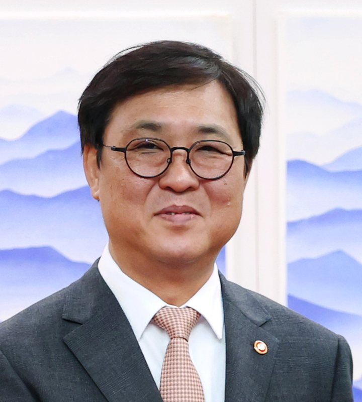 최휘영 문화체육관광부 장관