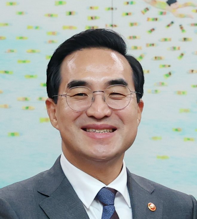 박홍근 기획예산처 장관